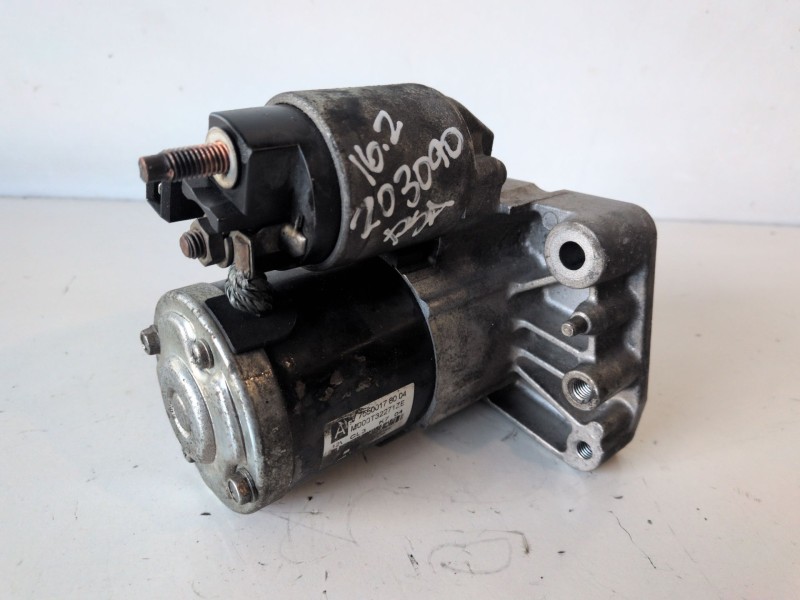 Recambio de motor arranque para peugeot 207 sw 8fs referencia OEM IAM M000T32271ZE  