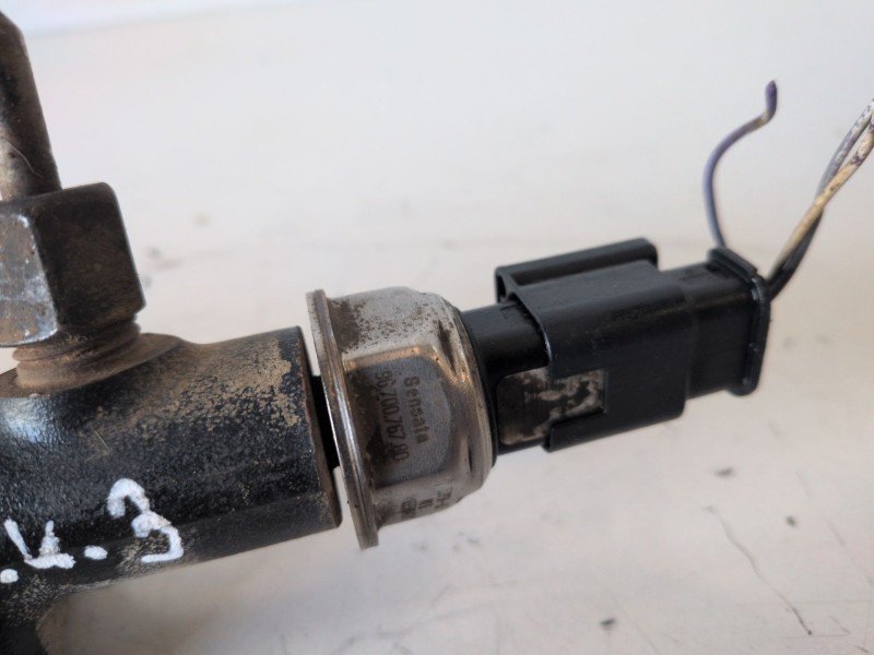 Recambio de rampa inyectora para peugeot partner furgón 9h06 referencia OEM IAM 9685297580  