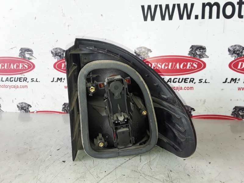 Recambio de piloto trasero izquierdo para renault laguna (b56) g8t752 referencia OEM IAM   