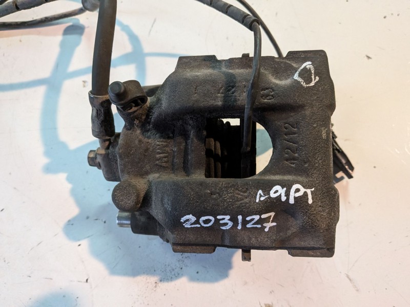 Recambio de pinza de freno trasera derecha para bmw serie x5 (e53) 306d1 referencia OEM IAM   
