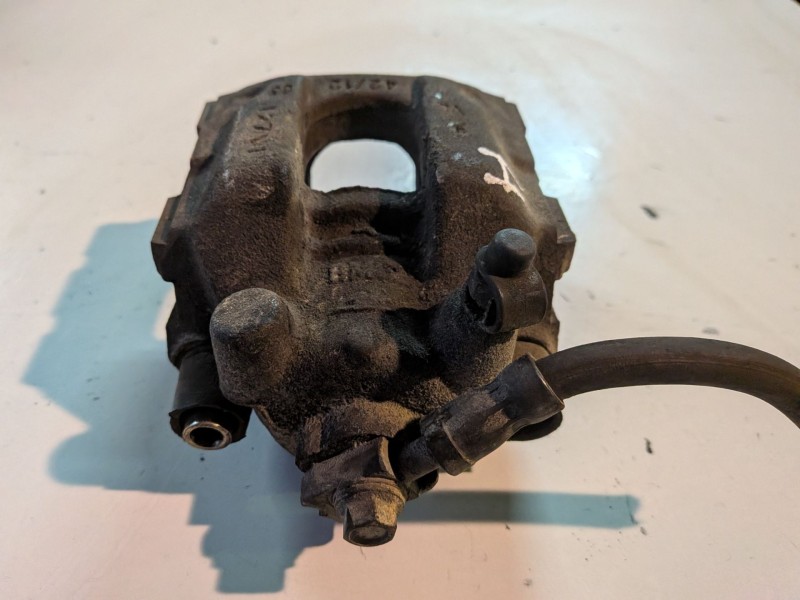 Recambio de pinza de freno trasera izquierda para bmw serie x5 (e53) 306d1 referencia OEM IAM   