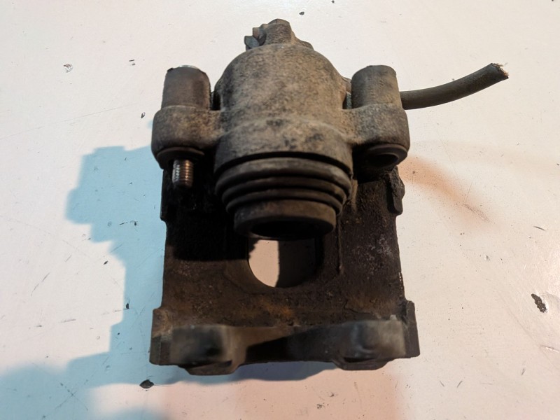 Recambio de pinza de freno trasera izquierda para bmw serie x5 (e53) 306d1 referencia OEM IAM   