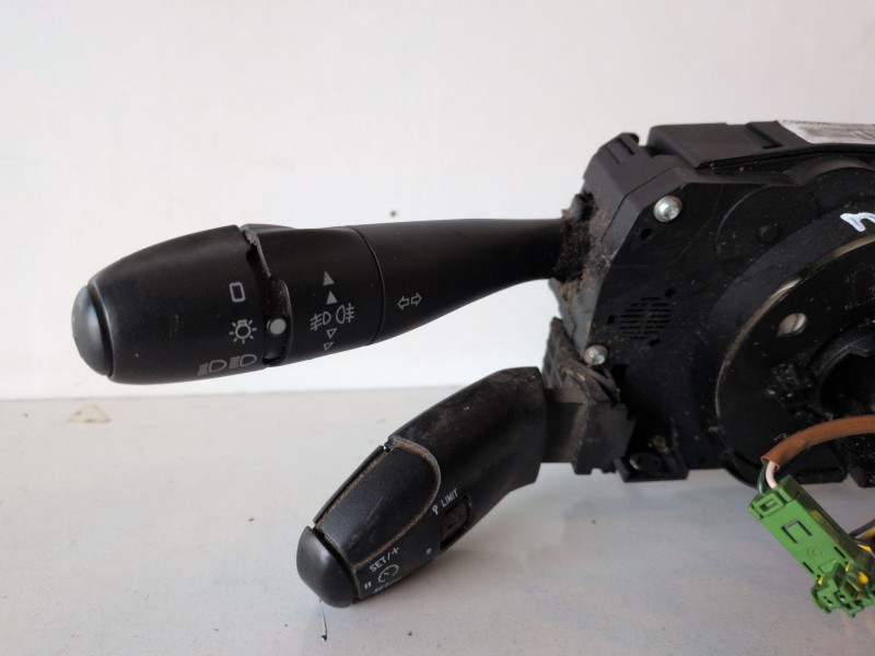 Recambio de mando luces para citroen c5 berlina 9hz referencia OEM IAM 96611305XT  