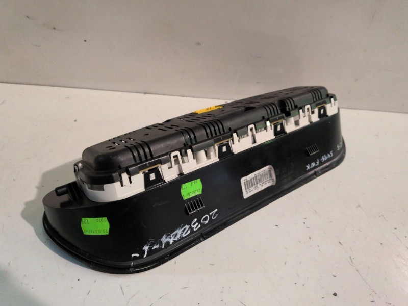 Recambio de cuadro instrumentos para citroen c5 berlina 9hz referencia OEM IAM 9655608780  