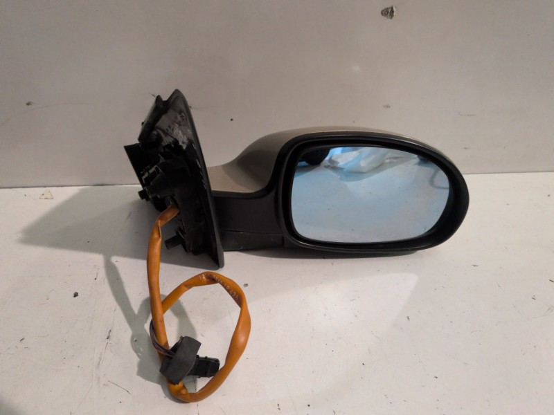 Recambio de retrovisor derecho para citroen c5 berlina 9hz referencia OEM IAM   