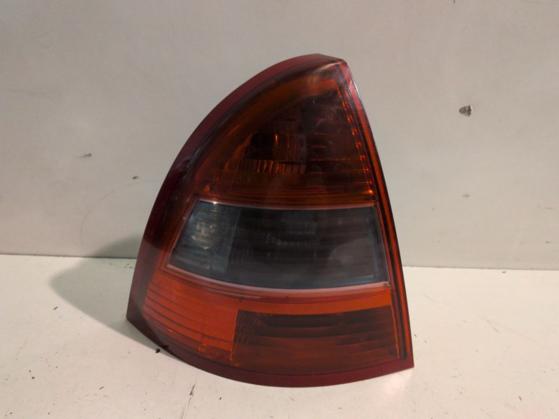 Recambio de piloto trasero izquierdo para citroen c5 berlina 9hz referencia OEM IAM 89032697  
