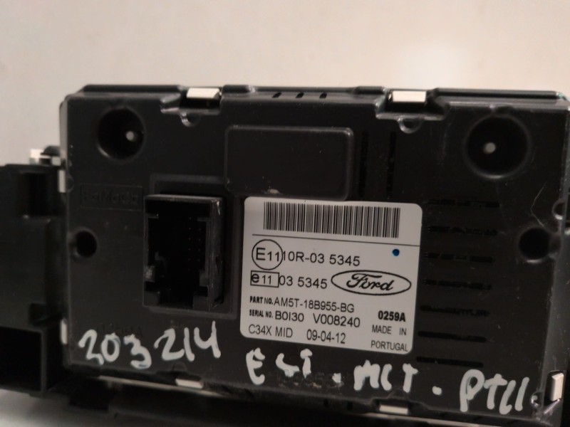 Recambio de pantalla multifuncion para ford focus sportbreak (cew) m1da referencia OEM IAM AM5T18B955BG  