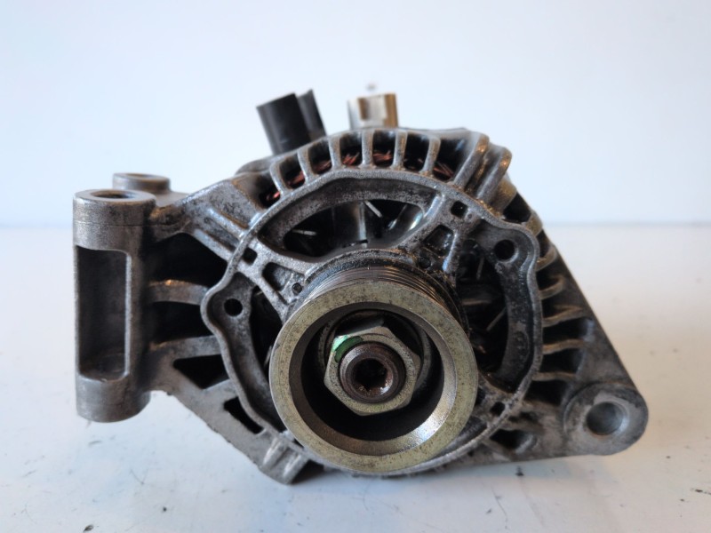 Recambio de alternador para ford focus berlina (cap) hwda referencia OEM IAM 3N1110300AC  