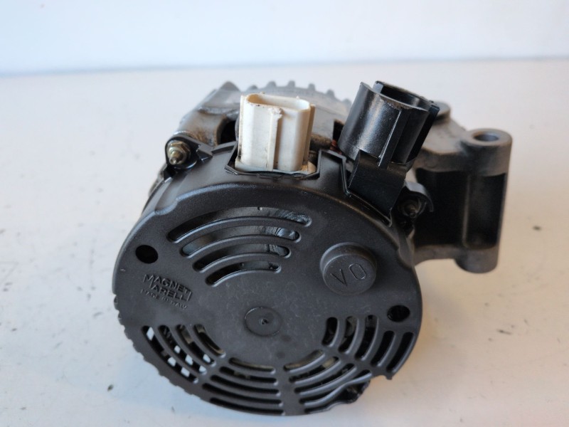 Recambio de alternador para ford focus berlina (cap) hwda referencia OEM IAM 3N1110300AC  