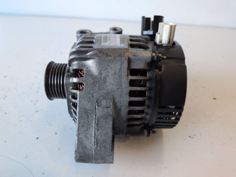 Recambio de alternador para ford focus berlina (cap) hwda referencia OEM IAM 3N1110300AC  