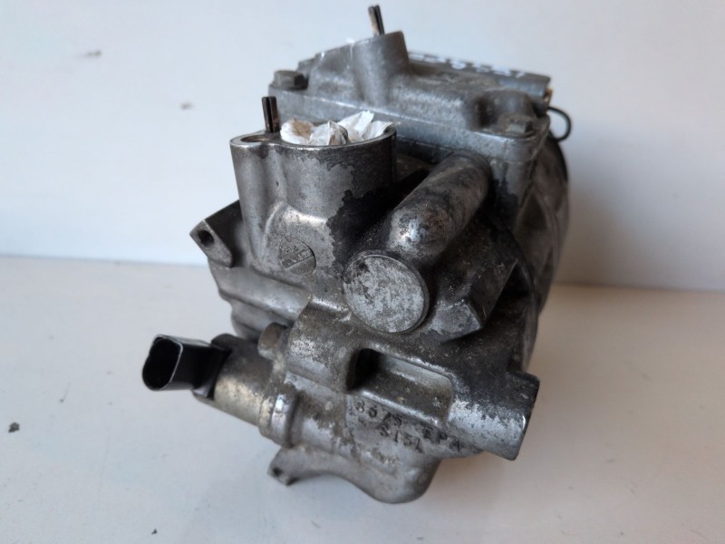 Recambio de compresor aire acondicionado para volkswagen golf v (1k1)(10.2003) bkd referencia OEM IAM 1K0820803G  