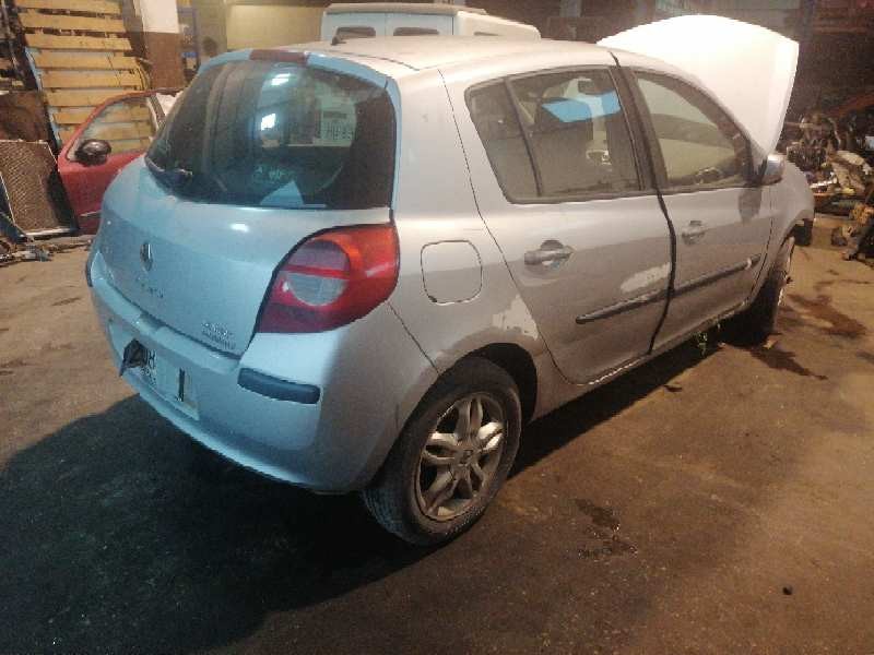 renault clio iii del año 2006