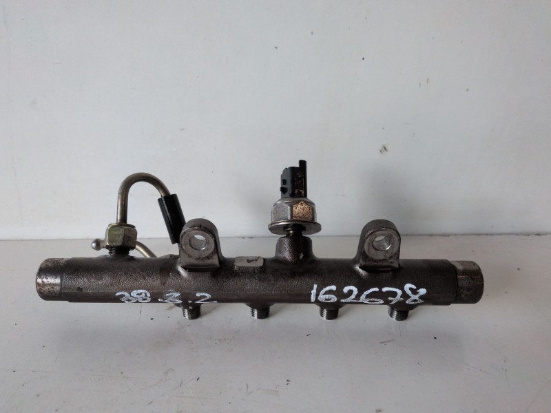Recambio de rampa inyectora para renault megane ii grandtour k9k732 referencia OEM IAM A2C20001221  