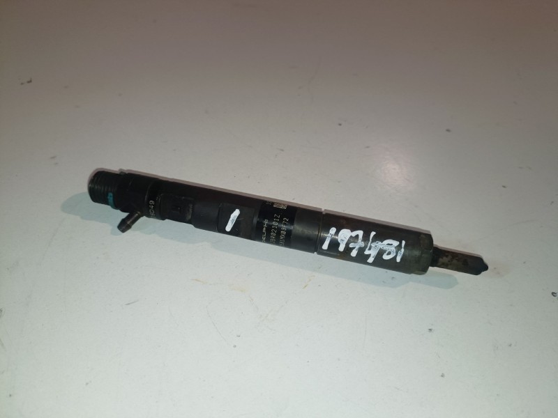Recambio de inyector para renault kangoo i (f/kc0) k9k704 referencia OEM IAM EJBR02101Z  