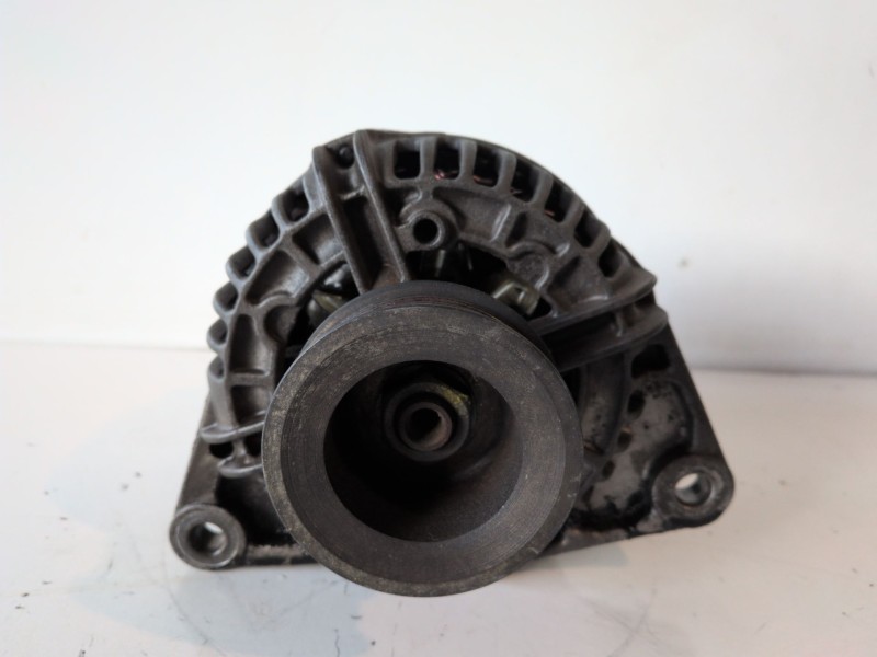 Recambio de alternador para iveco daily camión/volquete 814043b referencia OEM IAM 0124515044  