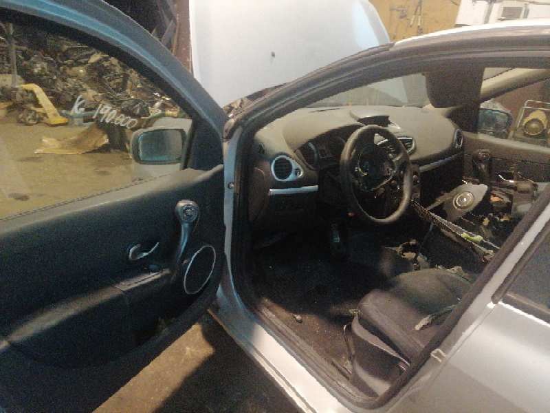 renault clio iii del año 2006