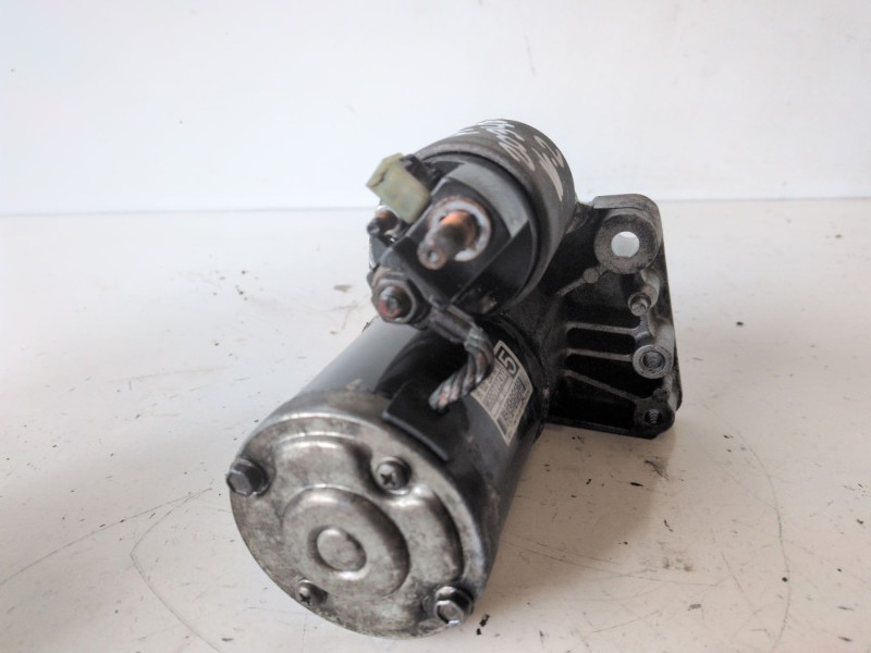 Recambio de motor arranque para citroen grand c4 picasso 9hz referencia OEM IAM M000T22471  