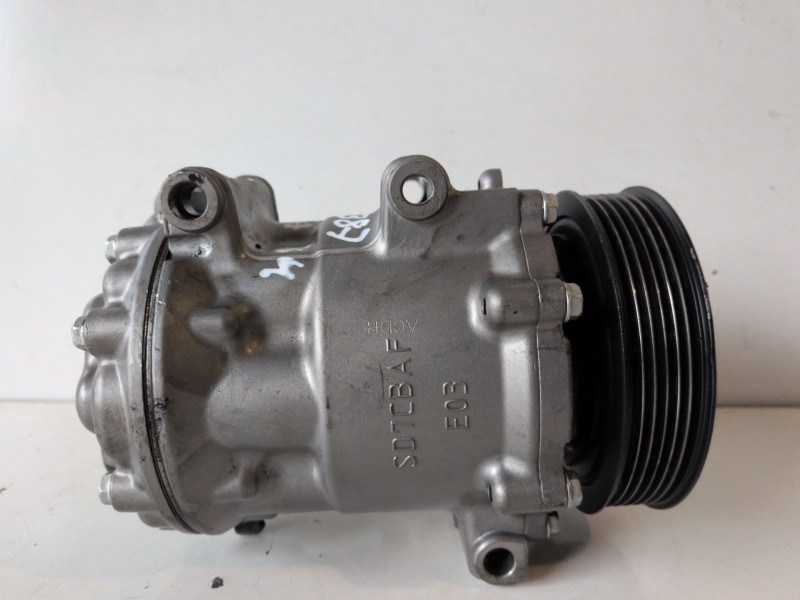 Recambio de compresor aire acondicionado para citroen c5 break rhr referencia OEM IAM 813663  
