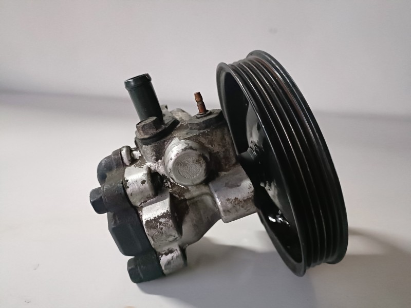 Recambio de bomba direccion para hyundai santa fe (sm) g4js referencia OEM IAM   