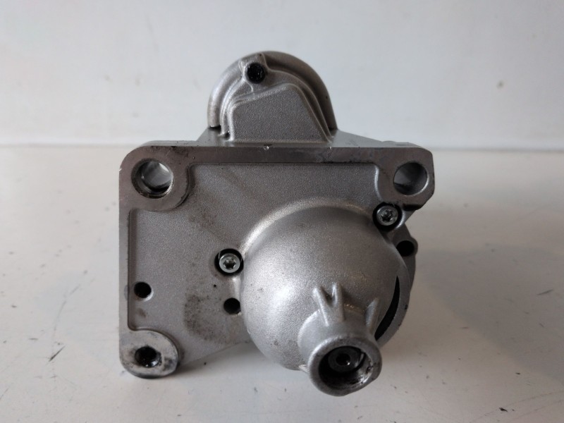 Recambio de motor arranque para citroen c3 pluriel 8hx referencia OEM IAM D6RA110  