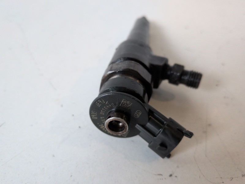 Recambio de inyector para citroen c3 pluriel 8hx referencia OEM IAM 0445110135  
