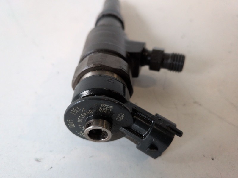 Recambio de inyector para citroen c3 pluriel 8hx referencia OEM IAM 0445110135  