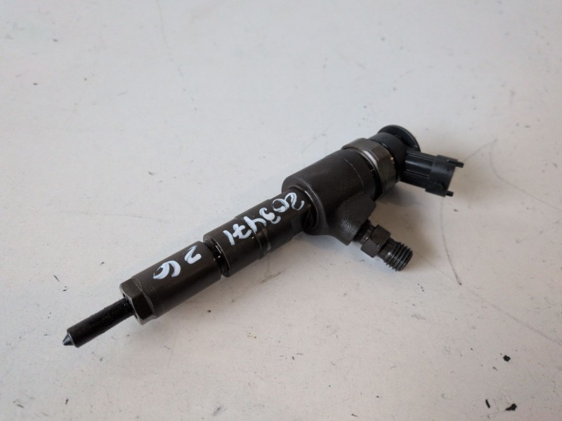 Recambio de inyector para citroen c3 pluriel 8hx referencia OEM IAM 0445110135  
