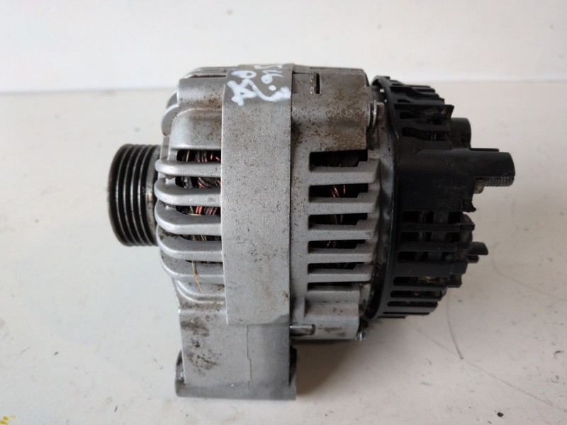 Recambio de alternador para citroen saxo hdz referencia OEM IAM   