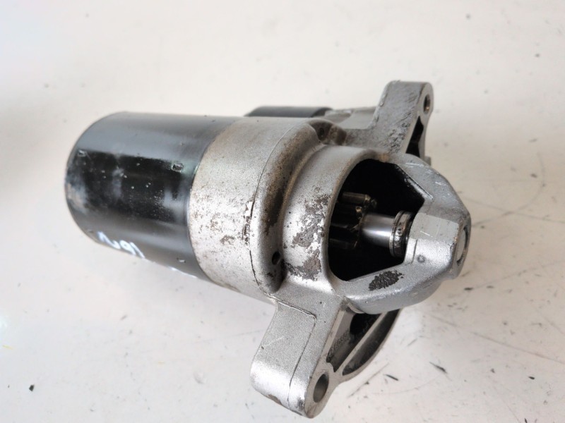 Recambio de motor arranque para citroen saxo hdz referencia OEM IAM 0001116003  