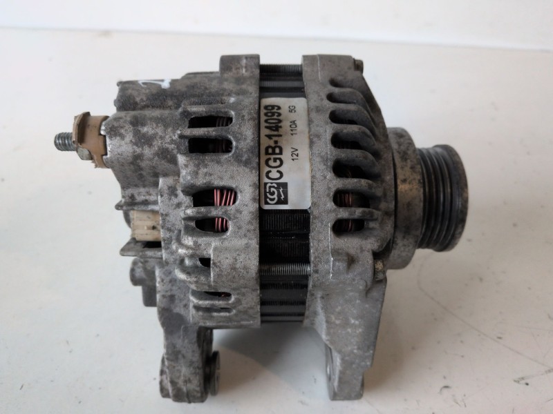 Recambio de alternador para renault megane ii classic berlina k4m760 referencia OEM IAM CGB14099  