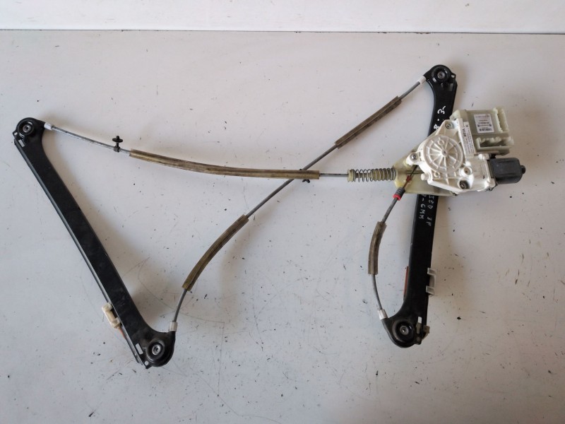 Recambio de elevalunas delantero izquierdo para audi a3 (8p1) bkd referencia OEM IAM 8P0959801A  