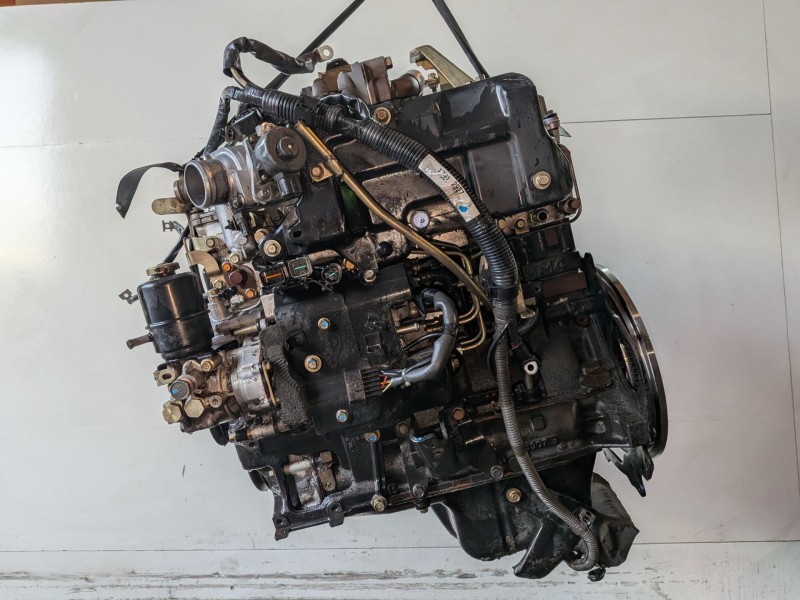 Recambio de motor completo para mitsubishi montero (v60/v70) 4m41 referencia OEM IAM 4M41  