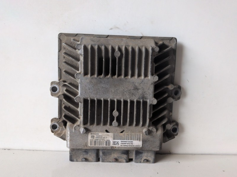 Recambio de centralita motor uce para citroen jumpy rhk referencia OEM IAM 5WS40615CT  