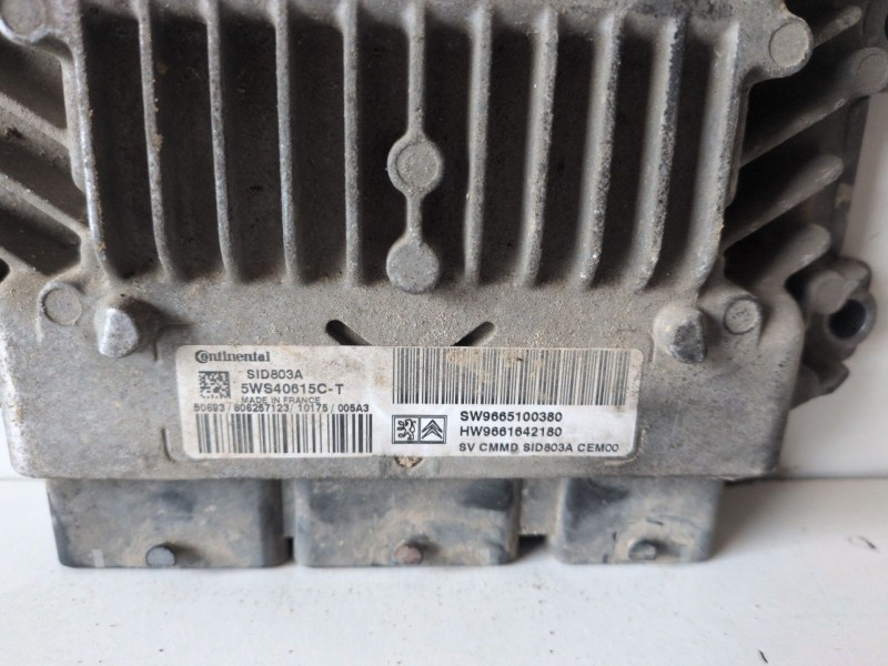 Recambio de centralita motor uce para citroen jumpy rhk referencia OEM IAM 5WS40615CT  