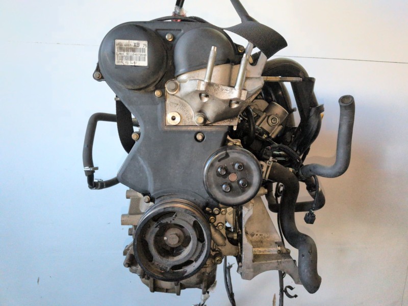Recambio de motor completo para ford focus berlina (cap) hwda referencia OEM IAM HWDA  