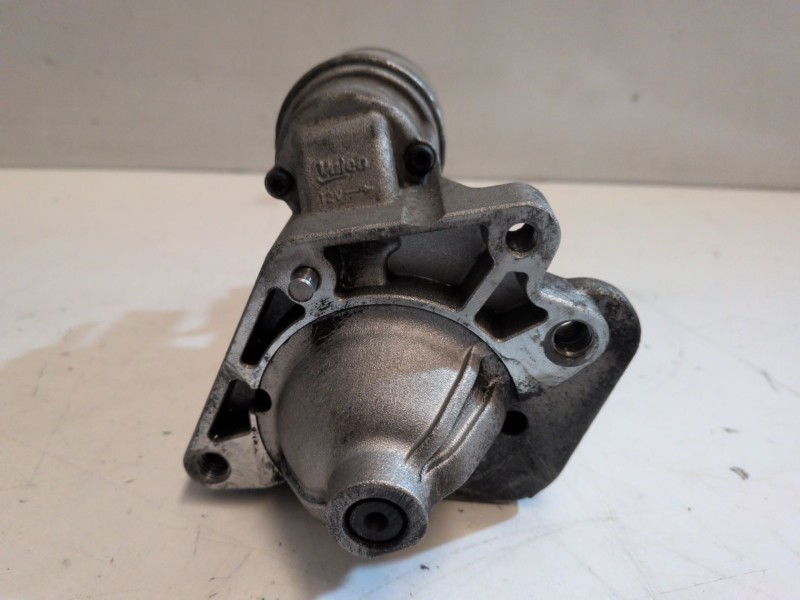 Recambio de motor arranque para renault kangoo ii (f/kw0) k9k608 referencia OEM IAM   