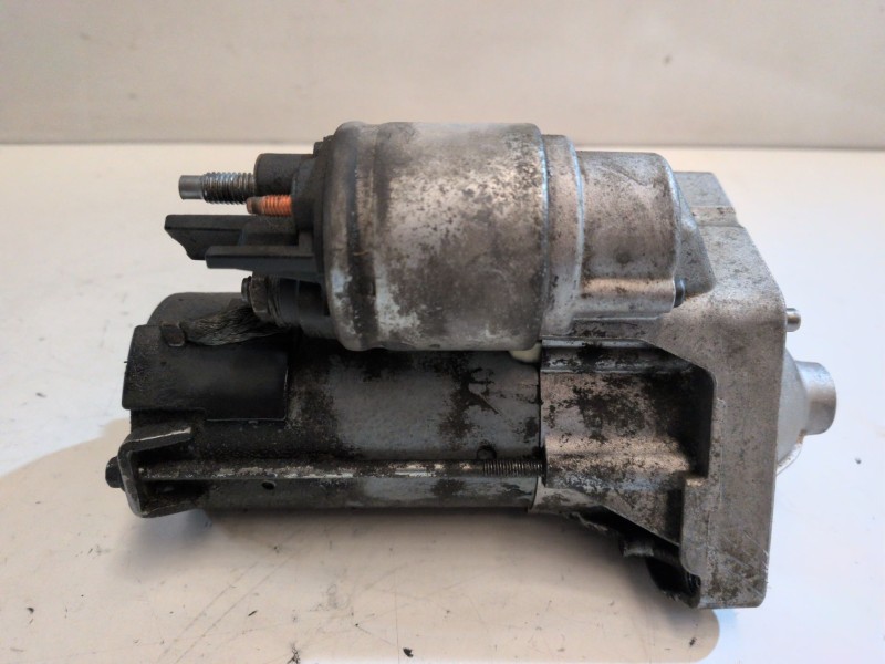 Recambio de motor arranque para renault kangoo ii (f/kw0) k9k608 referencia OEM IAM   