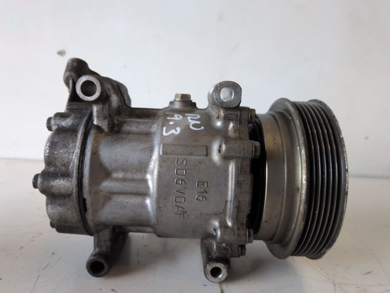Recambio de compresor aire acondicionado para renault kangoo ii (f/kw0) k9k608 referencia OEM IAM 8200953359B  