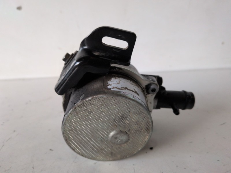 Recambio de depresor freno / bomba vacio para renault kangoo ii (f/kw0) k9k608 referencia OEM IAM 8201005306C  