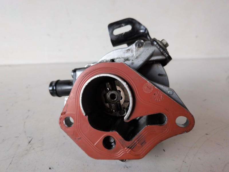 Recambio de depresor freno / bomba vacio para renault kangoo ii (f/kw0) k9k608 referencia OEM IAM 8201005306C  