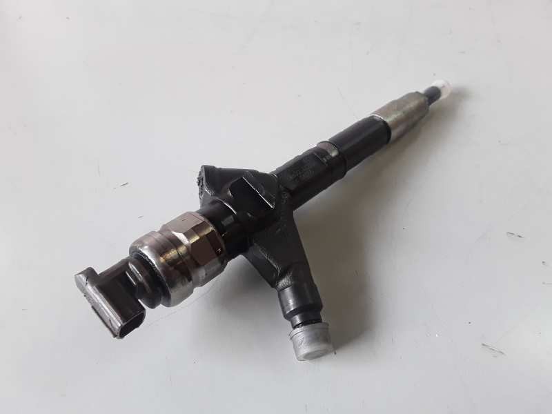 Recambio de inyector para nissan pathfinder (r51) referencia OEM IAM 16600EC00A  