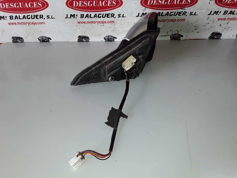 Recambio de retrovisor derecho para volvo v40 familiar b4204t3 referencia OEM IAM 857927  