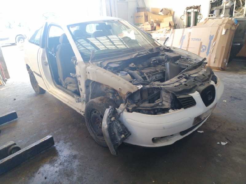 seat ibiza (6l1) del año 2003