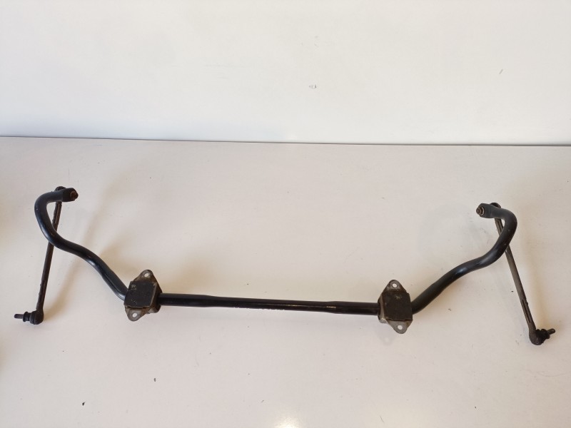 Recambio de barra estabilizadora delantera para bmw serie 1 coupe (e82) n51b30a referencia OEM IAM   