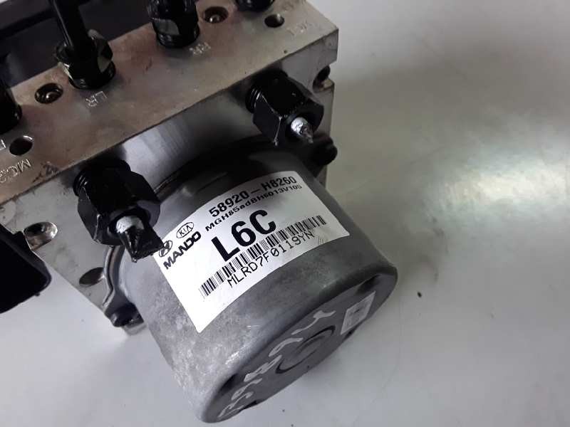 Recambio de abs para kia stonic (ybcuv) d4fb referencia OEM IAM 58920H8260/A1002221ABB  