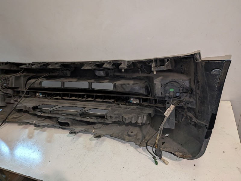 Recambio de paragolpes delantero para land rover range rover sport 508ps referencia OEM IAM   
