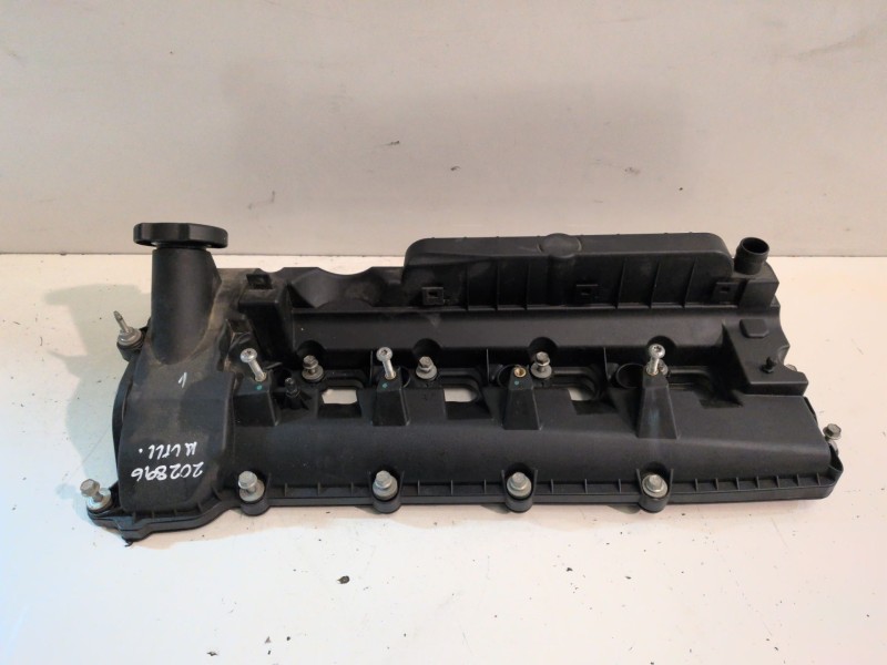 Recambio de tapa balancines para land rover range rover sport 508ps referencia OEM IAM 8W936P052AF  
