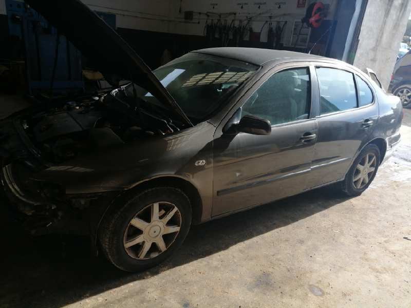 seat toledo (1m2) del año 2003