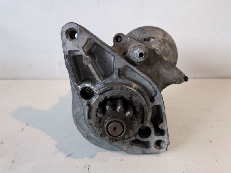 Recambio de motor arranque para land rover range rover sport 508ps referencia OEM IAM AH4211001BB  