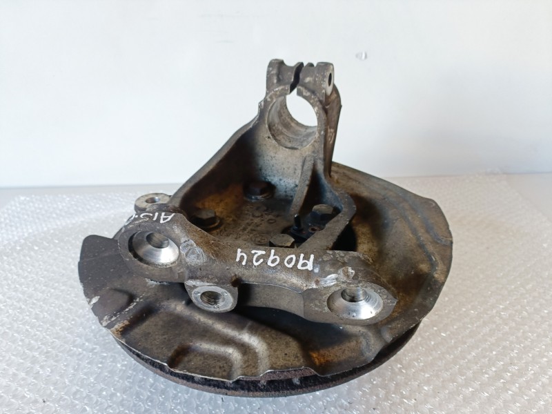 Recambio de mangueta delantera izquierda para bmw serie 1 coupe (e82) n51b30a referencia OEM IAM 3121676444303  